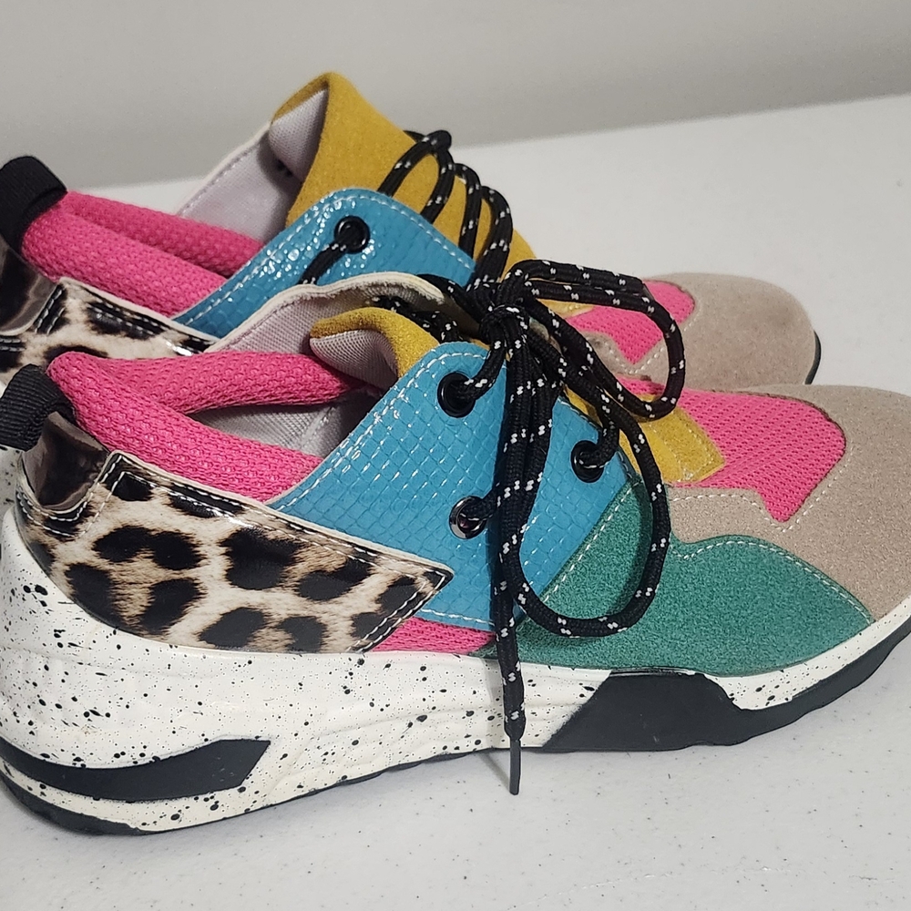 Outwoods Pink and Yellow Sneakers Vibrant Chunky Design